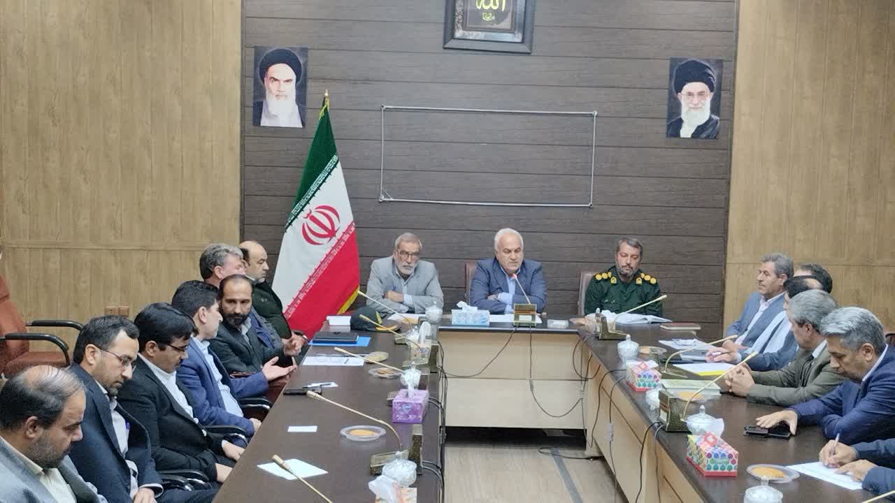 برگزاری جلسه ستاد مدیریت بحران شهرستان خوی با حضور فرماندار ویژه