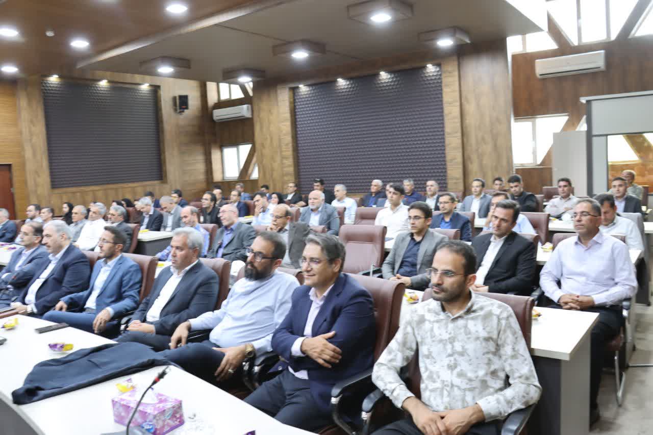 همزمان با هفته دولت صورت گرفت :