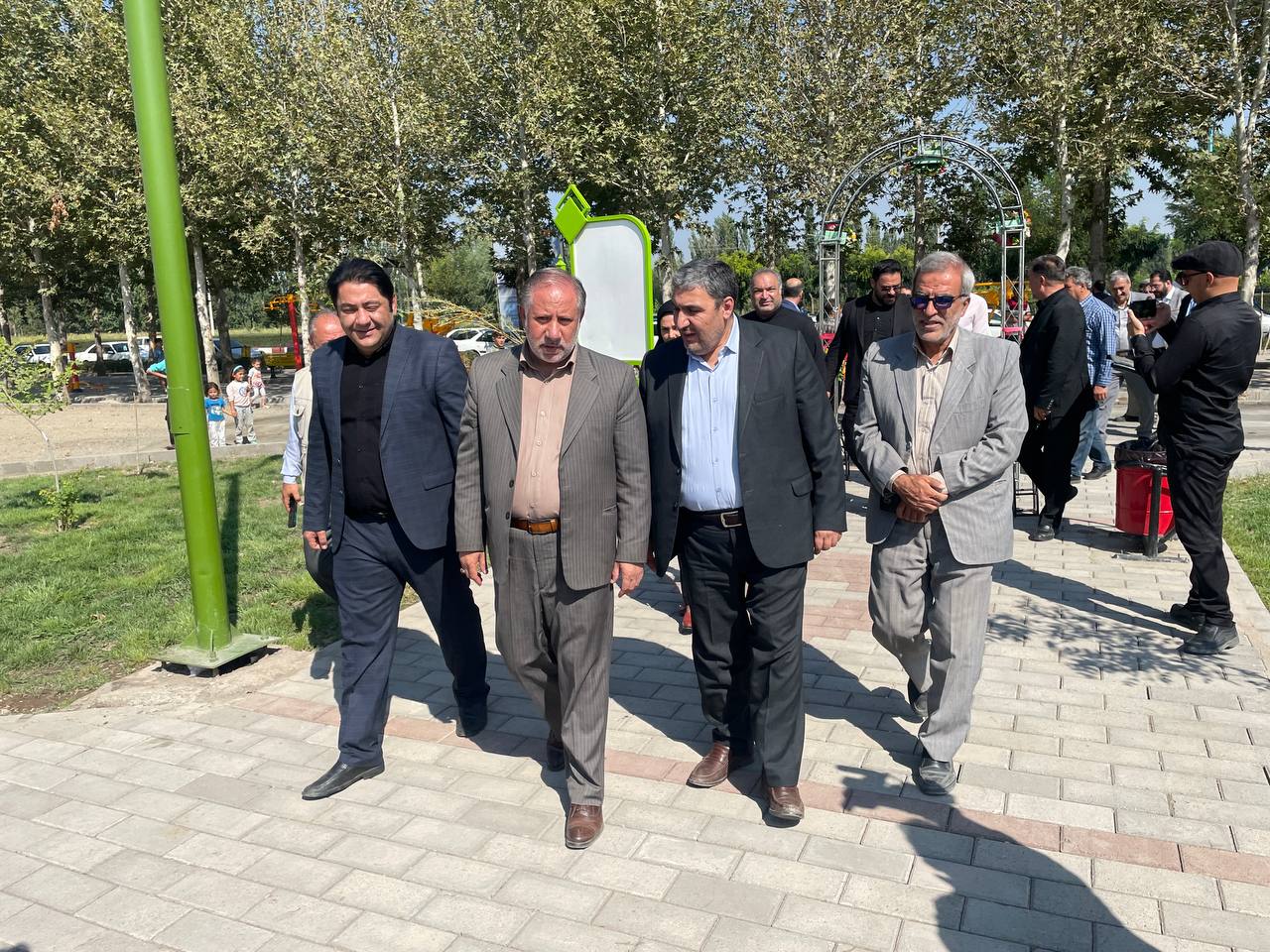 2 طرح عمرانی و نظامی در خوی افتتاح و کلنگ زنی شد