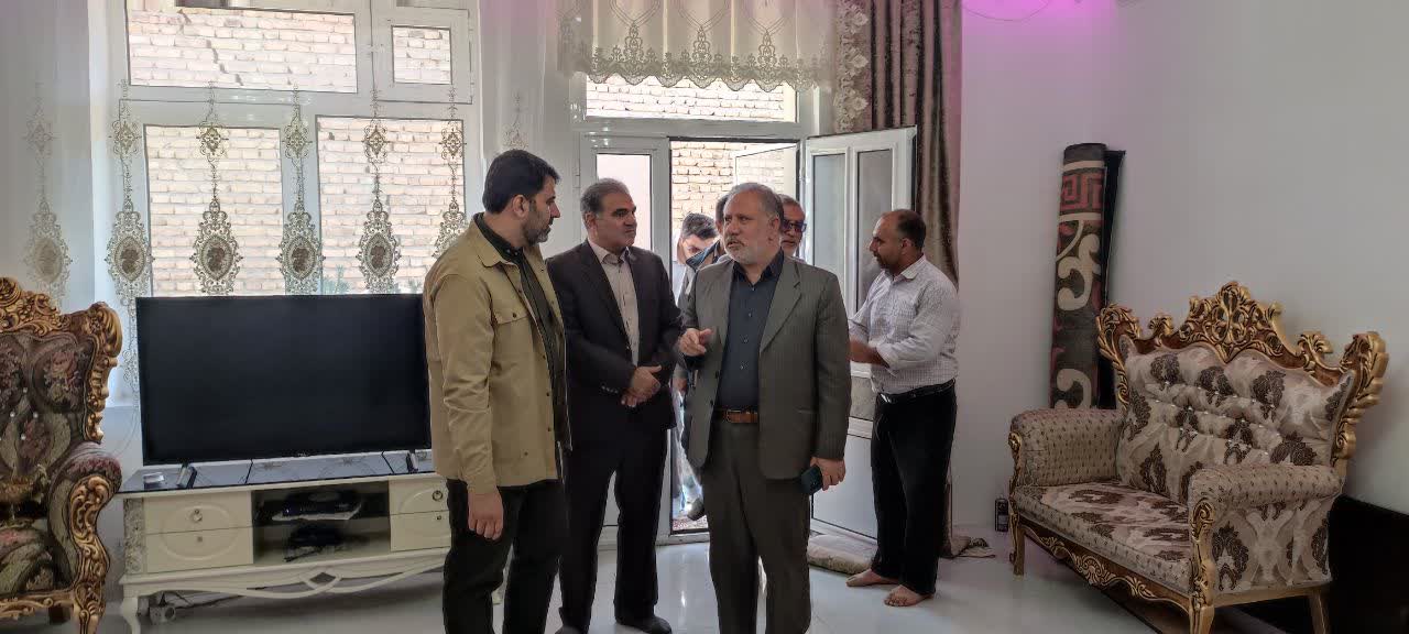 آلبوم تصویری/ بازدید میدانی معاون توسعه روستایی، مناطق محروم و عشایر ریاست جمهوری از روند بازسازی مناطق زلزلهزده خوی