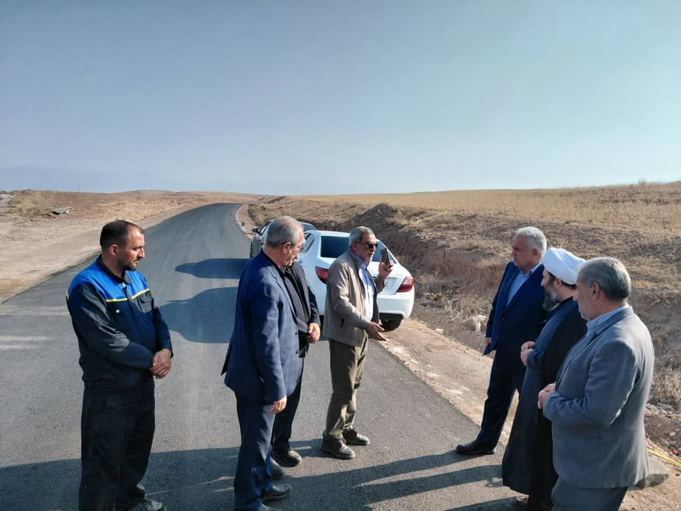 بازدید امام جمعه و فرماندار ویژه خوی از جاده جدید دسترسی شهر دیزج دیز به خوی
