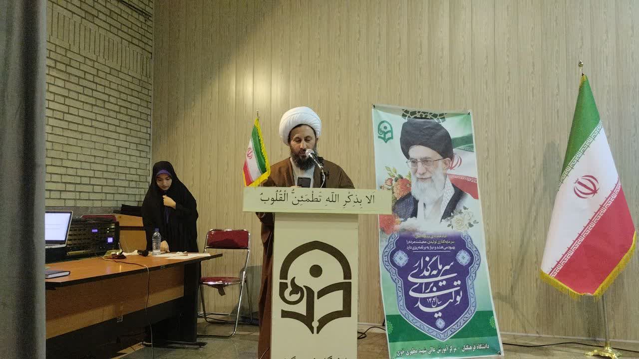 حضور فرماندار ویژه خوی در آیین گرامیداشت روز دانشجو در  دانشگاه فرهنگیان خوی