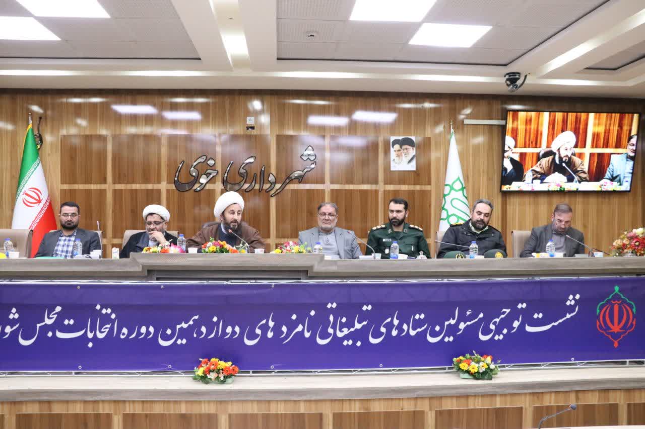نامزدهای انتخاباتی نباید از خط قرمزهای قانونی عبور کنند