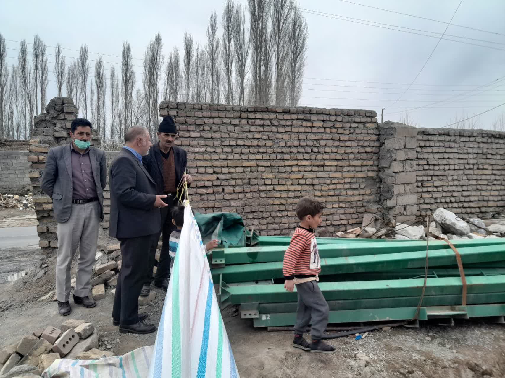 بررسی پیشرفت کار بازسازی روستای زاویه حسن خان