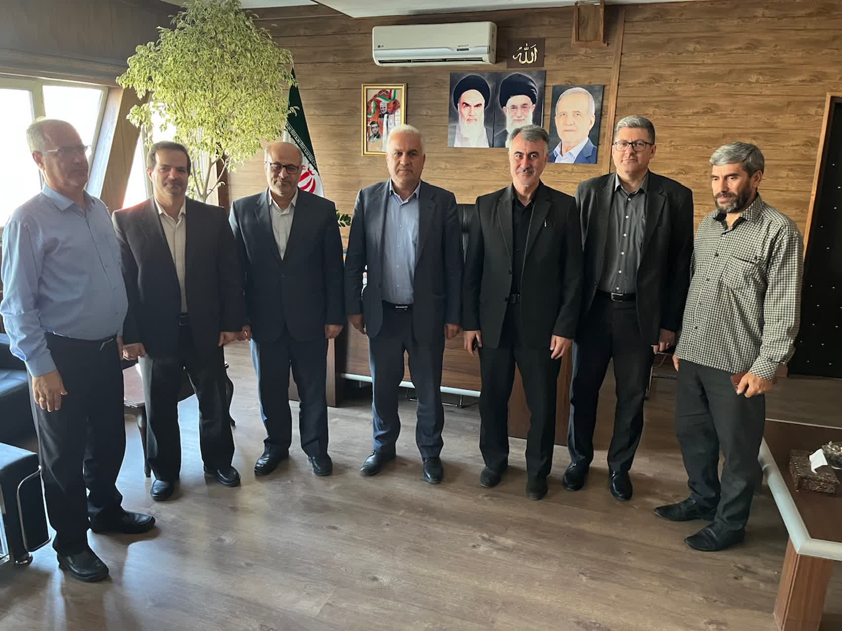 دیدار مدیرکل کمیته امداد امام خمینی (ره) آذربایجانغربی با سرپرست فرمانداری خوی