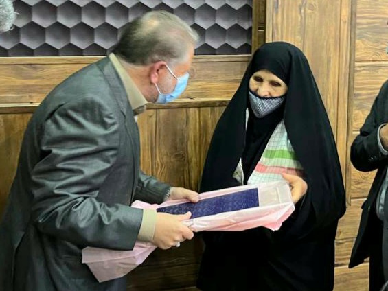 تجلیل از خانواده معظم شهید و جانباز جنگ تحمیلی