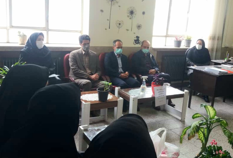 برنامه گرامیداشت مقام شامخ معلم توسط اعضای شورای اداری شهرستان خوی