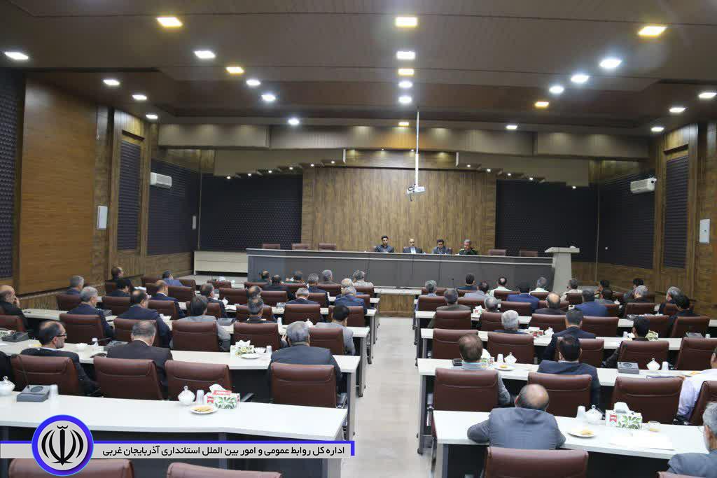 برگزاری جلسه ستاد هماهنگی هفته دفاع مقدس با حضور فرماندار شهرستان خوی