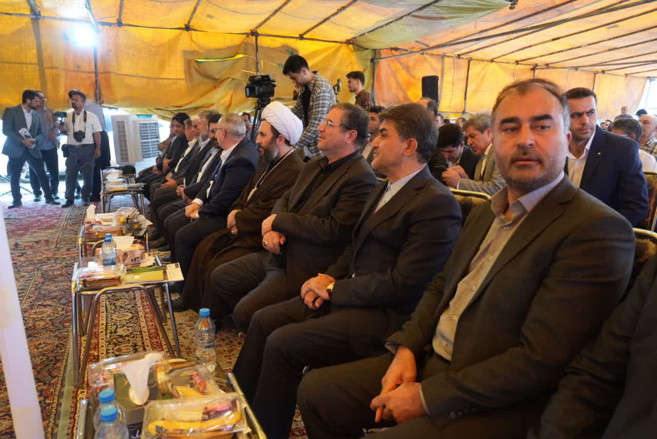 آغاز عملیات اجرایی پروژه گلخانه 50 هکتاری مزرعه مهر وطن در شهرستان خوی