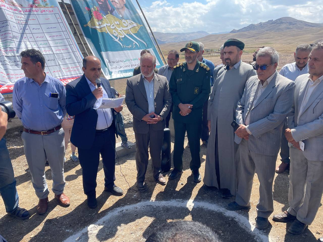 24طرح عمرانی، خدماتی و تولیدی در خوی افتتاح و کلنگ زنی شد