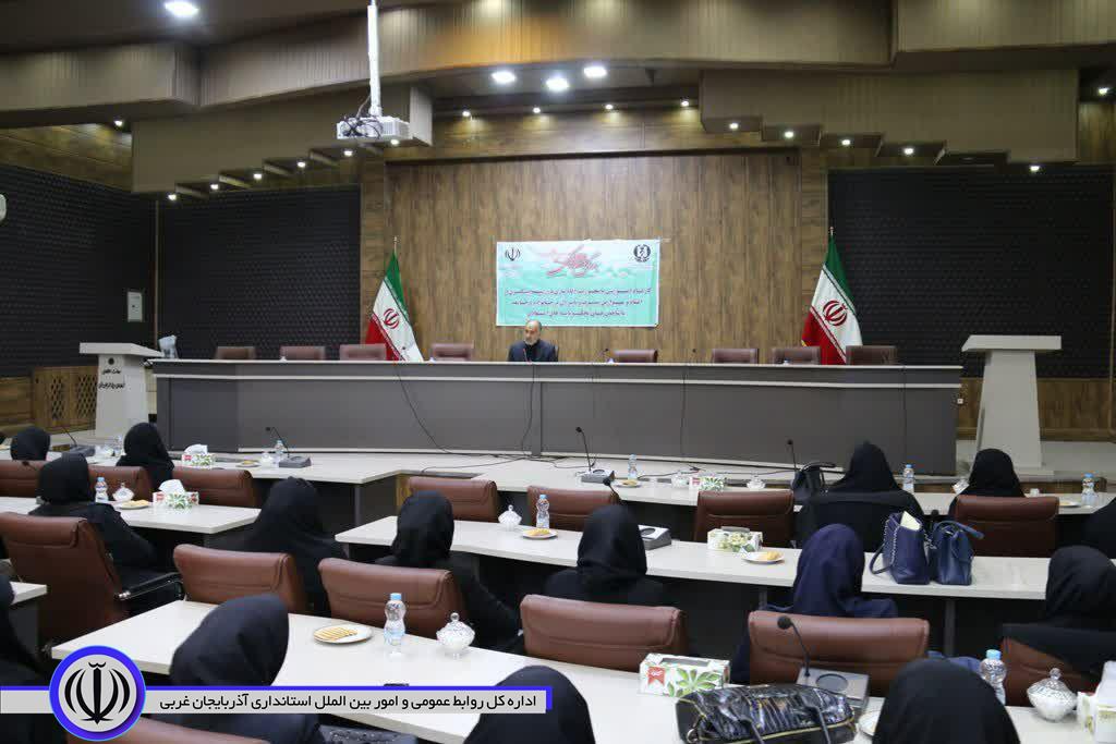 برگزاری کارگاه آموزشی طرح یاریگران زندگی در شهرستان خوی